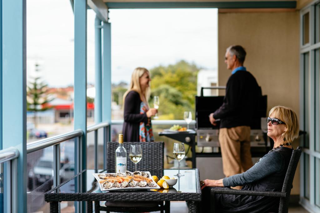 Port Lincoln Foreshore Apartments ภายนอก รูปภาพ