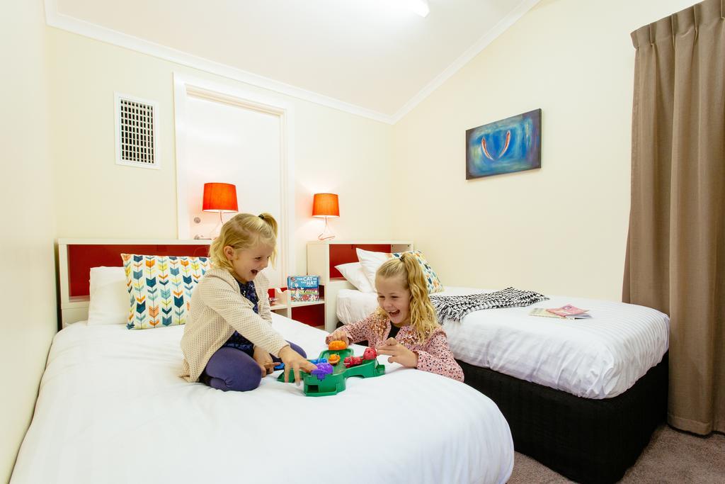 Port Lincoln Foreshore Apartments ภายนอก รูปภาพ