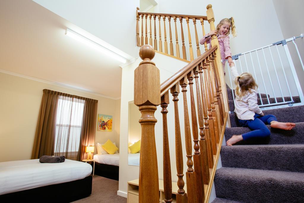 Port Lincoln Foreshore Apartments ภายนอก รูปภาพ