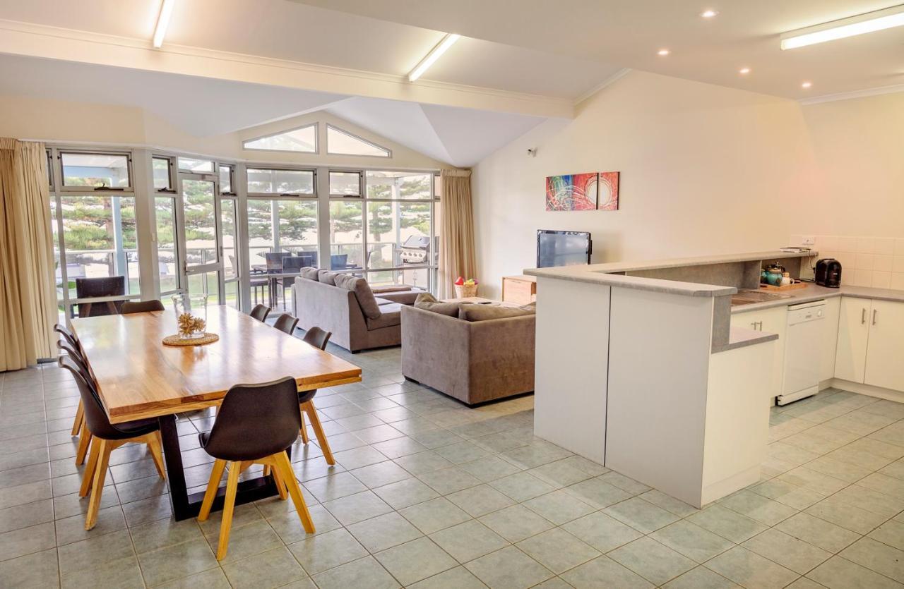 Port Lincoln Foreshore Apartments ภายนอก รูปภาพ
