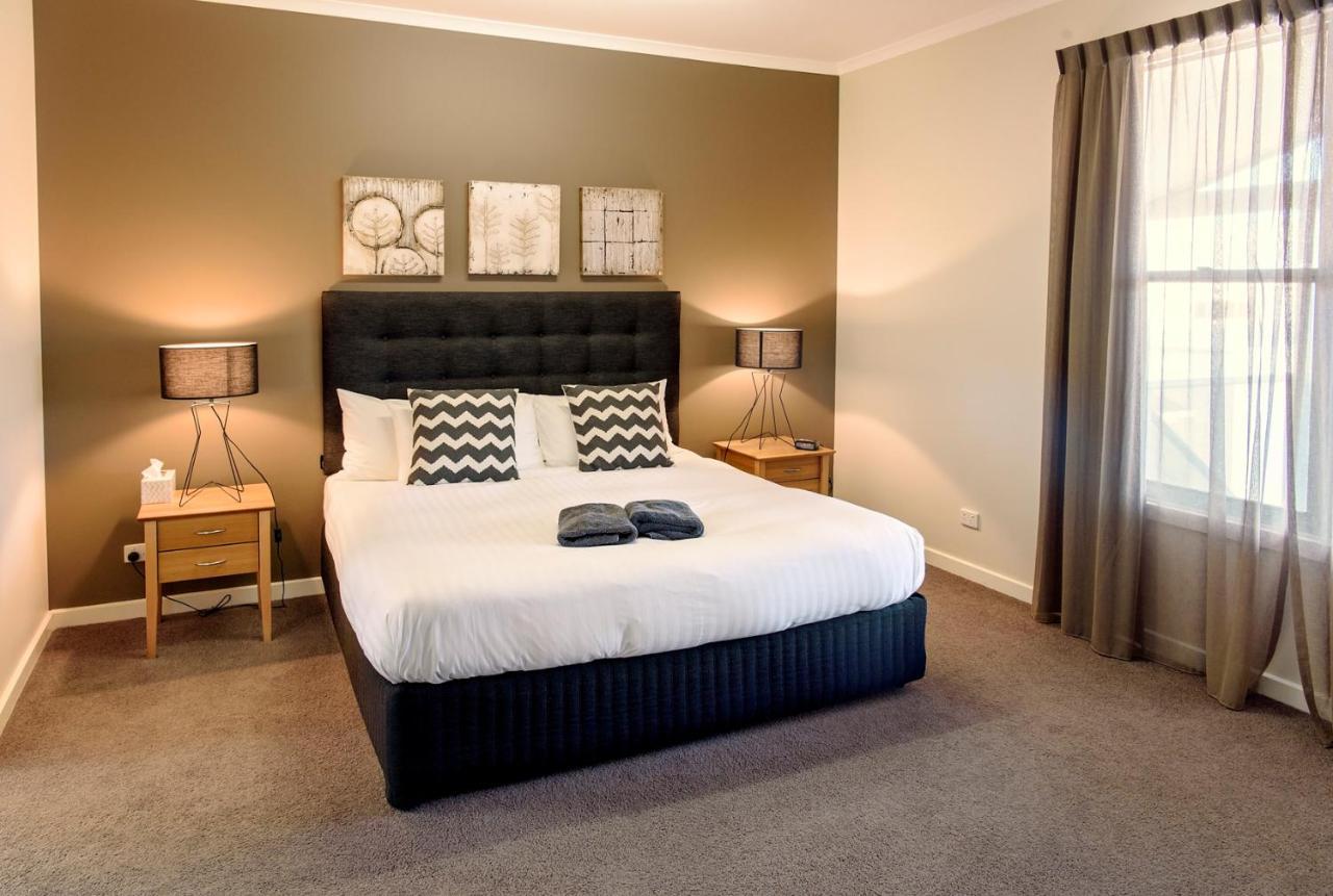 Port Lincoln Foreshore Apartments ภายนอก รูปภาพ