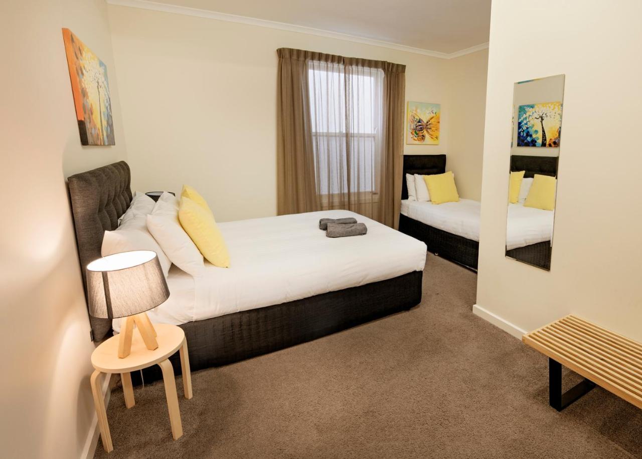 Port Lincoln Foreshore Apartments ภายนอก รูปภาพ